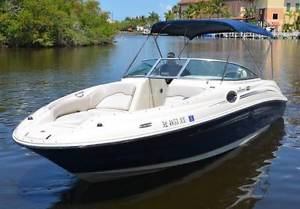 2009 Sea Ray 240 Sundeck