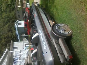 1989 Bass Tracker