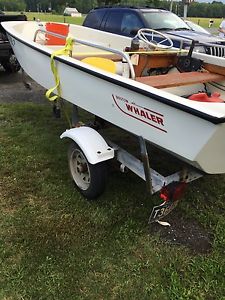 Boston whaler 13 ft 25 hp evinrude super clean