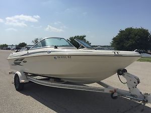 2001 Sea Ray 18' Great Condition Low hours! Swim deck