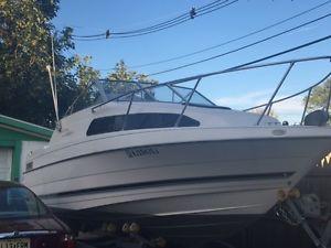 1998 Bayliner Ciera Express boat 22 footer 5.0 v8 motor fits 9 people w/ trailer