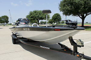 2010 Tracker 190 TX