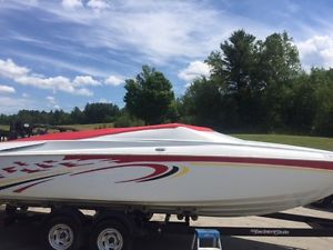 2007 Baja 23 Outlaw MerCruiser Inboard / Outboard Boat & Trailer