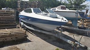 BAYLINER CAPRI