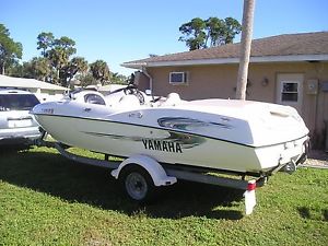 2000 Yamaha