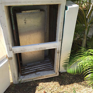 Eutectic Fibreglass Fridge Freezer