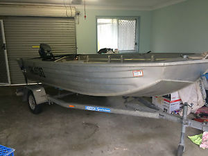 Sea Jay Barra 4m with 25 hp yamaha plus trailer