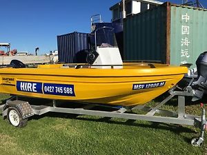 Smartwave 4.8m boat
