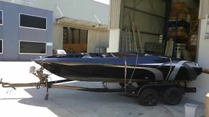 6.2m black silver bowrider vessel