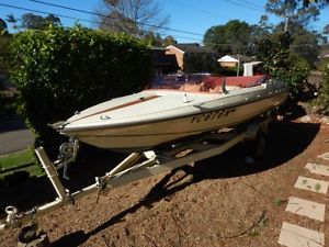 5.2m CARRIBEAN JAGUAR V170 Runabout / Ski boat with 140HP Outboard