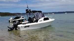 19 Foot Savage Atlantic Half Cabin Boat - Fishing, Waterskiing