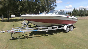 Four Winns 190 Freedom Boat with trailer