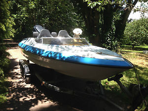 Dateline bounty 17ft speed boat with power tilt and trim