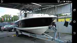 2008 Robalo R245