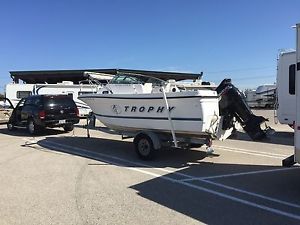 1999 Bayliner Trophy