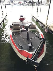 1996 Champion Boats 171 DC