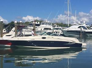 2005 Sea Ray 240 Sundeck