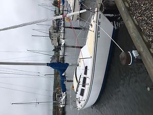 1976 Catalina Catalina 27