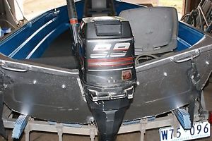 Boat 3.7 mtr  Cleveland Tinny