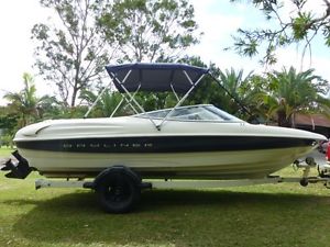 2000 Bayliner 2050 LS Bowrider