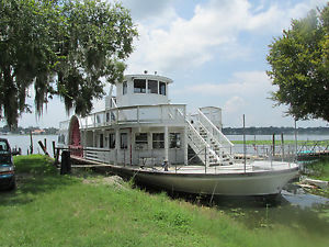 Side Wheeler paddle boat  Beresford Lady  Dinner cruise or House boat
