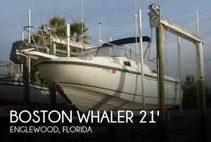 1999 Boston Whaler Conquest 21