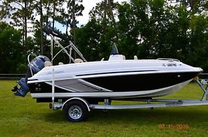 2016 Hurricane 19CC