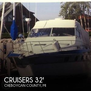 1989 Cruisers Yachts 3370 Express