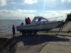 21ft tremlett - sports cruiser boat - recently overhauled engine and Z drive