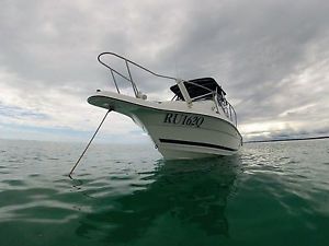 Off Shore walkaround sport fishing boat