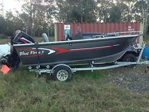 BLUEFIN 4.5 SIDE CONSOLE FISHING BOAT urgent sale