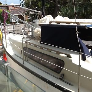 ULTIMATE 23 TRAILER SAILER. Drop Keel. Gal Tandem Trailer