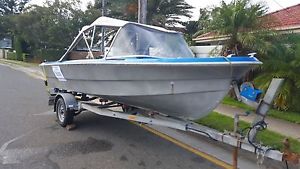 Boat - Pongrass Surfmaster - 14 foot - Runabout