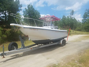 2002 Boston Whaler outrage 260