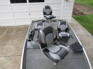 2006 Tracker