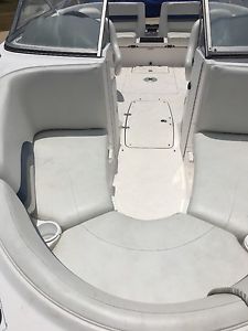 2004 Yamaha SX230 Jet Boat with Trailer