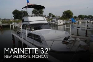1989 Marinette 32 Sedan Flybridge