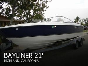 2007 Bayliner 215 Discovery