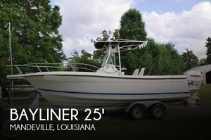 1996 Bayliner Trophy 2503 CC