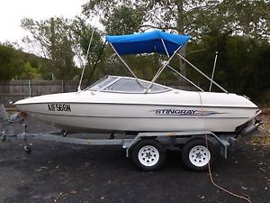 2007 Stingray Bowrider Boat 180RX