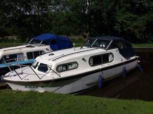 FREEMAN 23 DIESEL BOAT CANAL RIVER CRUISER