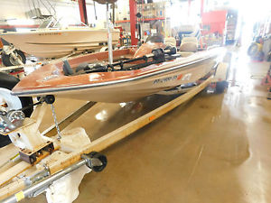 1985 Skeeter Starfire 175