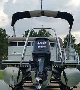 2010 Regency 25 XP3 Sun Tracker 26 Foot
