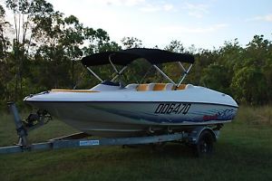 JET BOAT REGAL RUSH