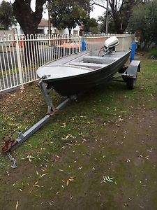 tinny boat