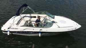 FOUR WINNS SUNDOWNER CUDDY CABIN MOTOR BOAT 2001