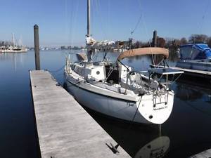1977 Pearson 28 sailboat