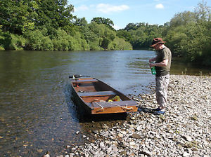 Flat bottomed plywood punt with transom, fishing or pleasure boat
