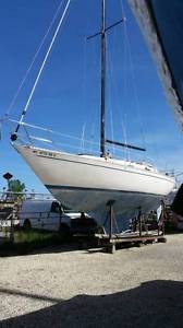 1979 Columbia 32