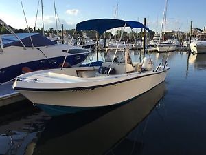 1984 Mako 21B